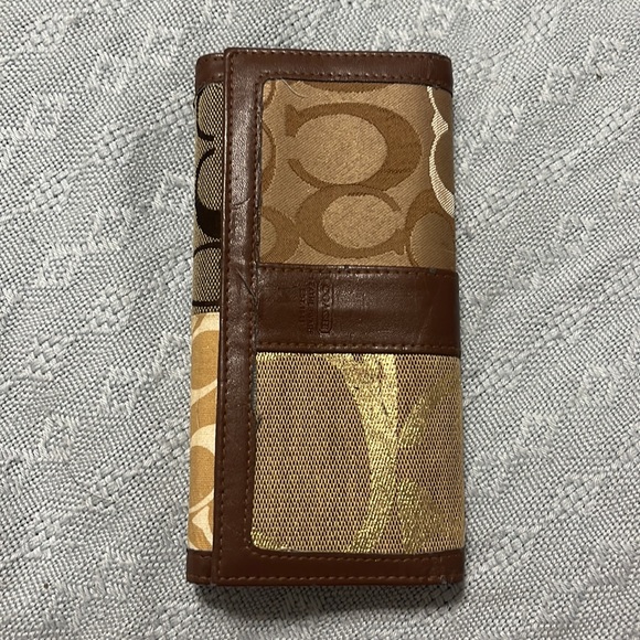 COACH PURSE - Picture 2 of 8